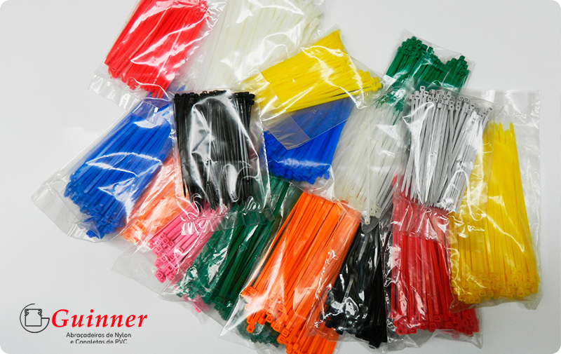 Embalagens de abraçadeiras de nylon Guinner em cores variadas
